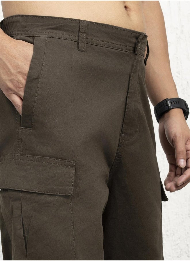 Hubberholme Men's Dark Olive Cotton Blend Solid Pattern Full Length Cargo Relaxed Trouser  - Image 4