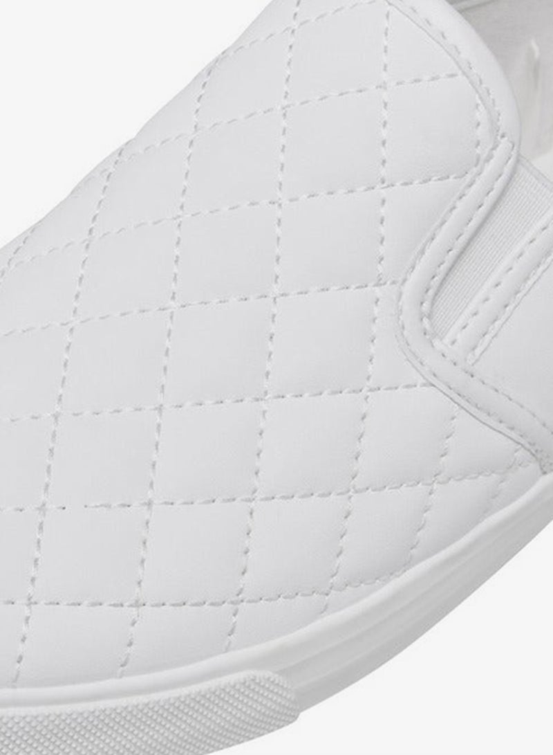 سيليست سنيكرز نسائي مبطن سهل الارتداء - Image 4