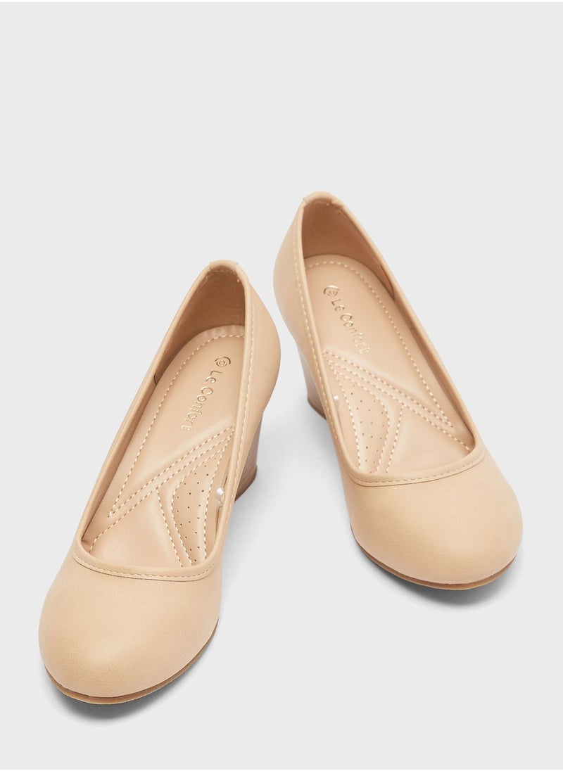 Le Confort - Pointed Toe High Heel Pumps - Image 1