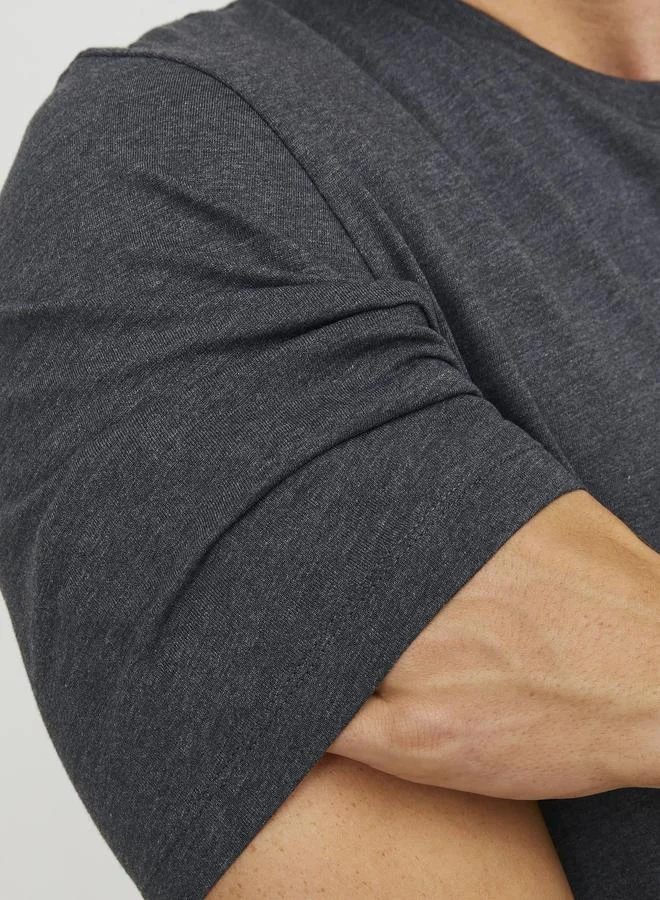 جاك اند جونز Solid Crew Neck T-Shirt with Logo Detail