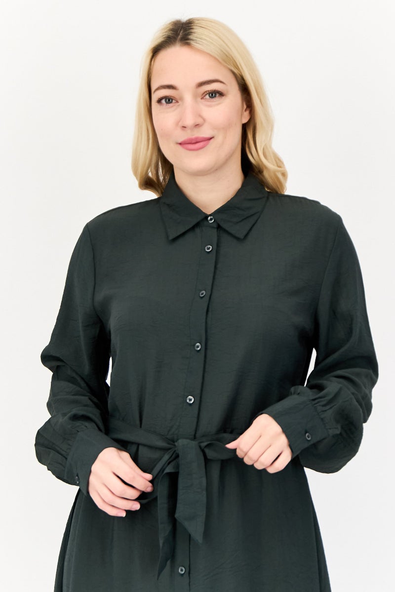 bebe فستان ماكسي بسيط برباط للنساء، أخضر داكن - Image 4