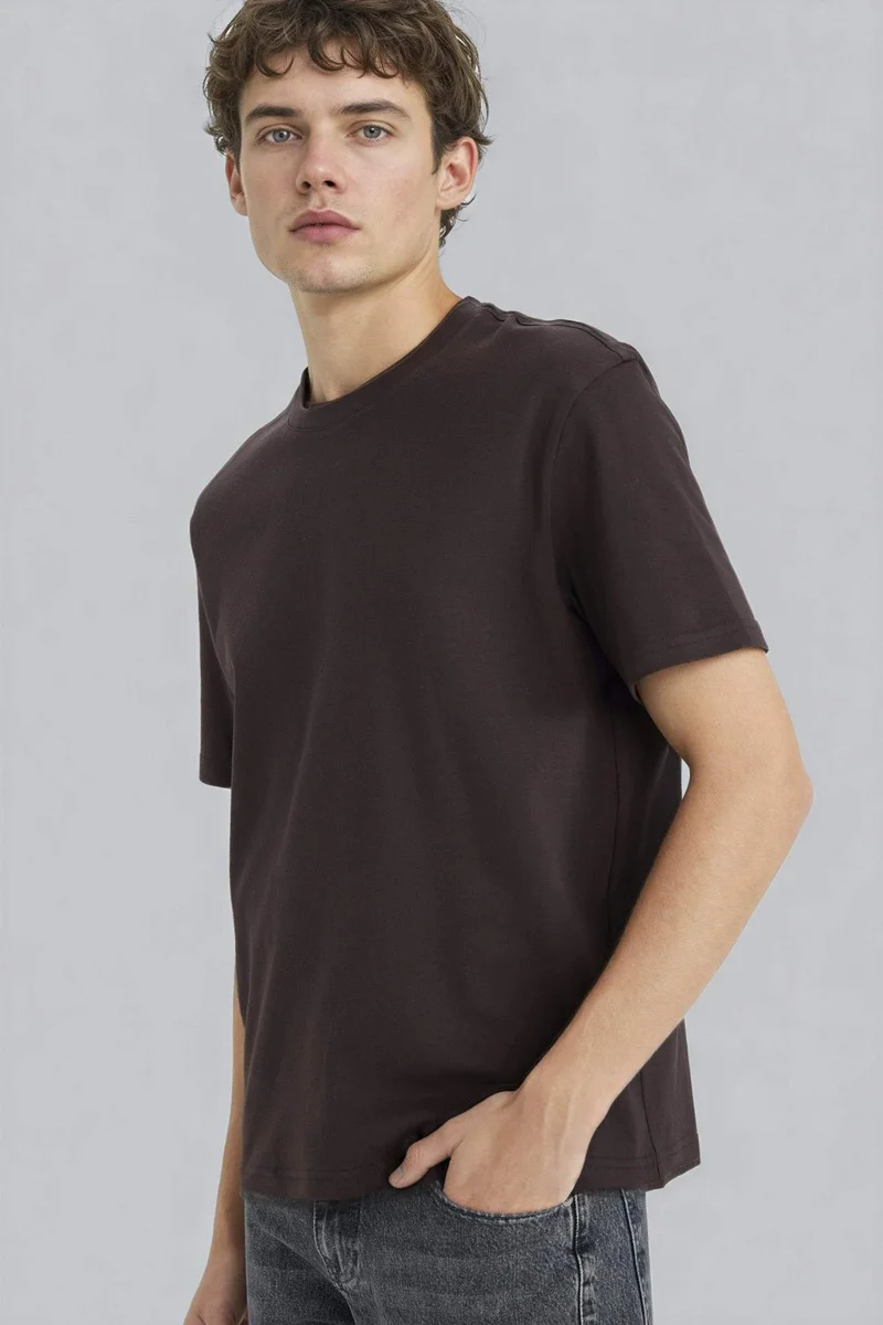 ديفاكتو Cotton Basic T-Shirt