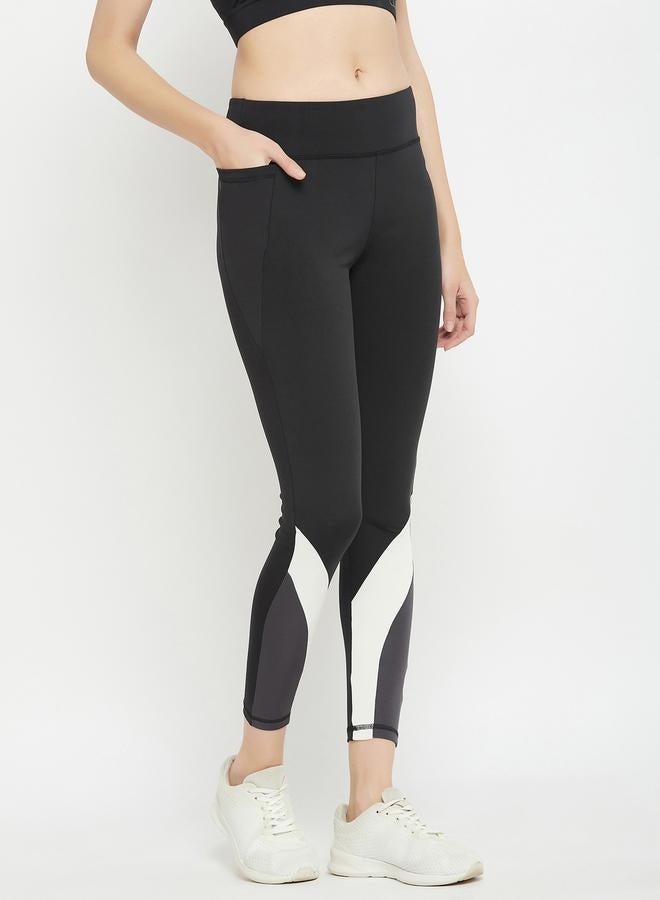 Clovia Clovia High Rise Tights with Printed Panel Detail  - Image 4
