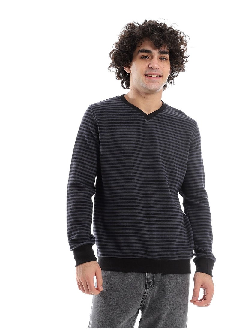 Caesar Mens V-Neck Stripped Sweatshirt  - Image 1