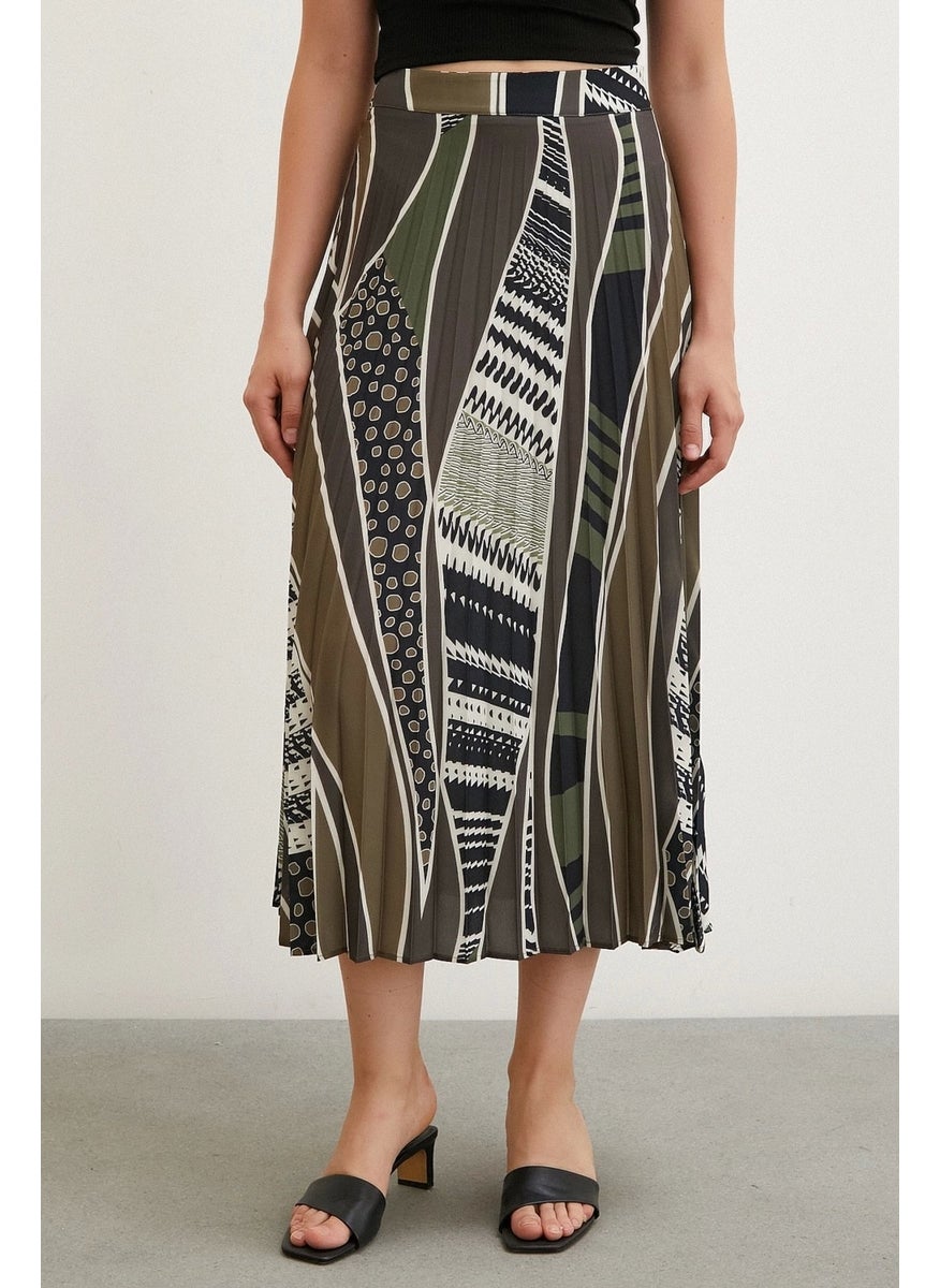 Never More Patterned Pleated Skirt Khaki  - Image 4