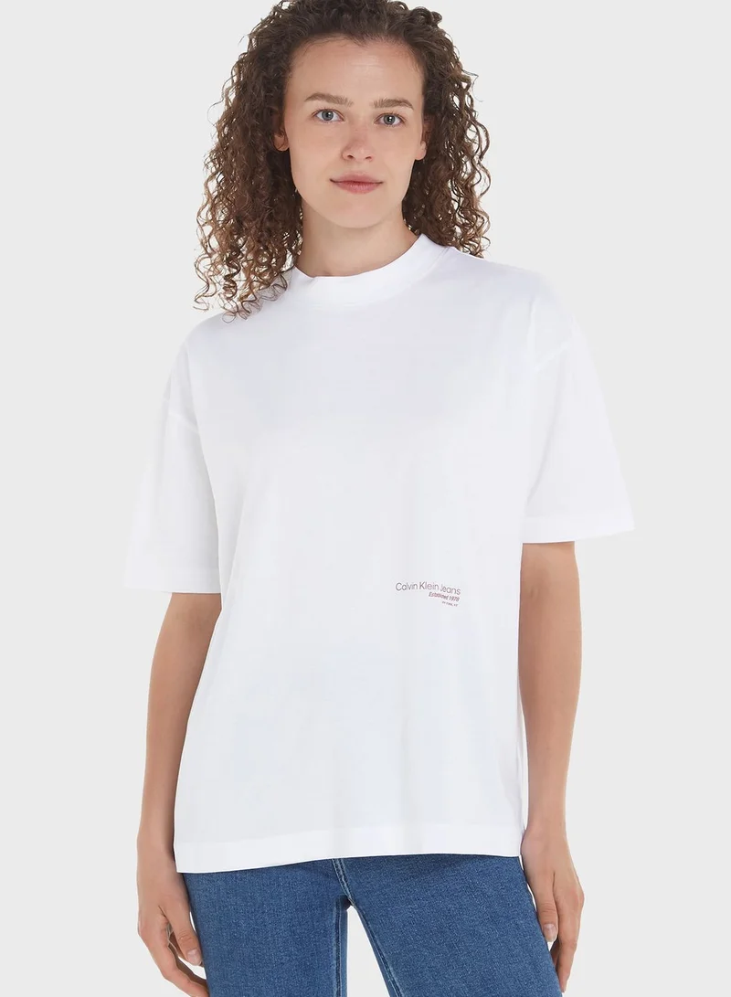 Calvin Klein Jeans Crew Neck Logo T-Shirt