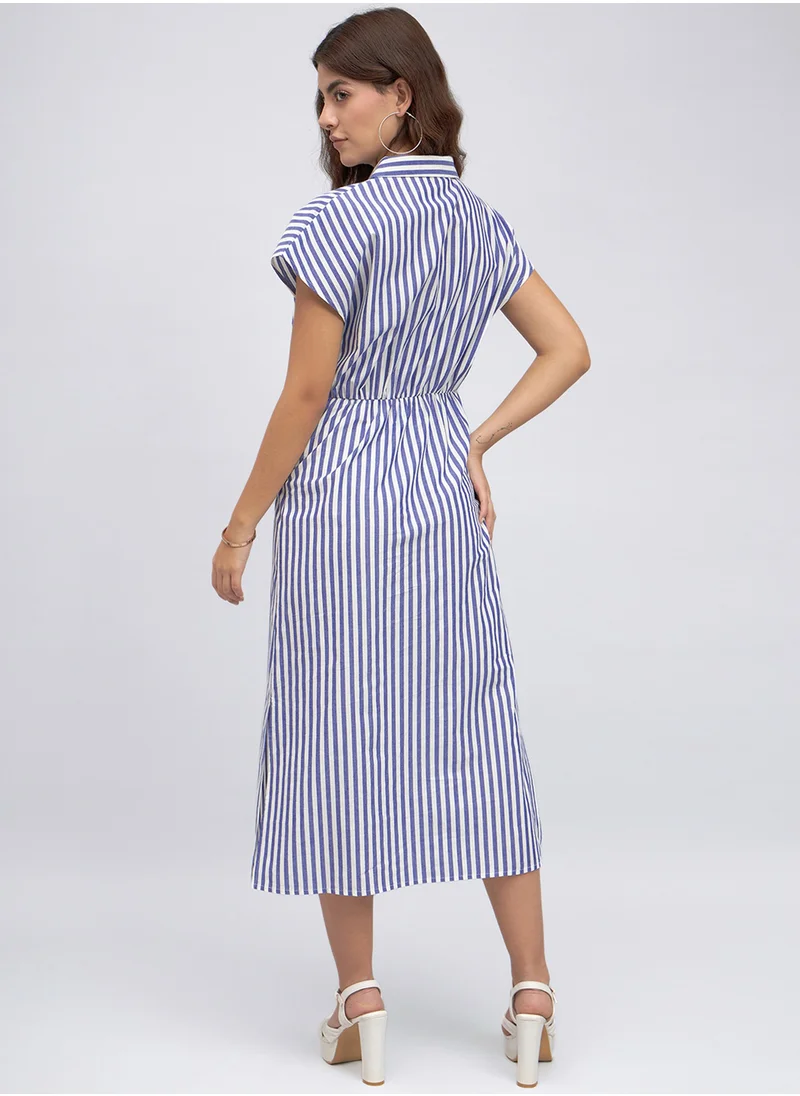 دينيس لينغو Striped Tie-Front Dress