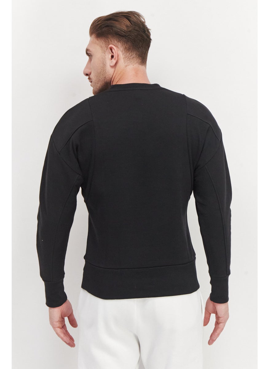 Men Sportswear Fit Long Sleeve Outdoor Sweatshirt, Black - pzsku/Z4DAD8F6C444419B54CECZ/45/_/1738073723/fd723985-9028-4662-b9a3-a61dfe8df8ed