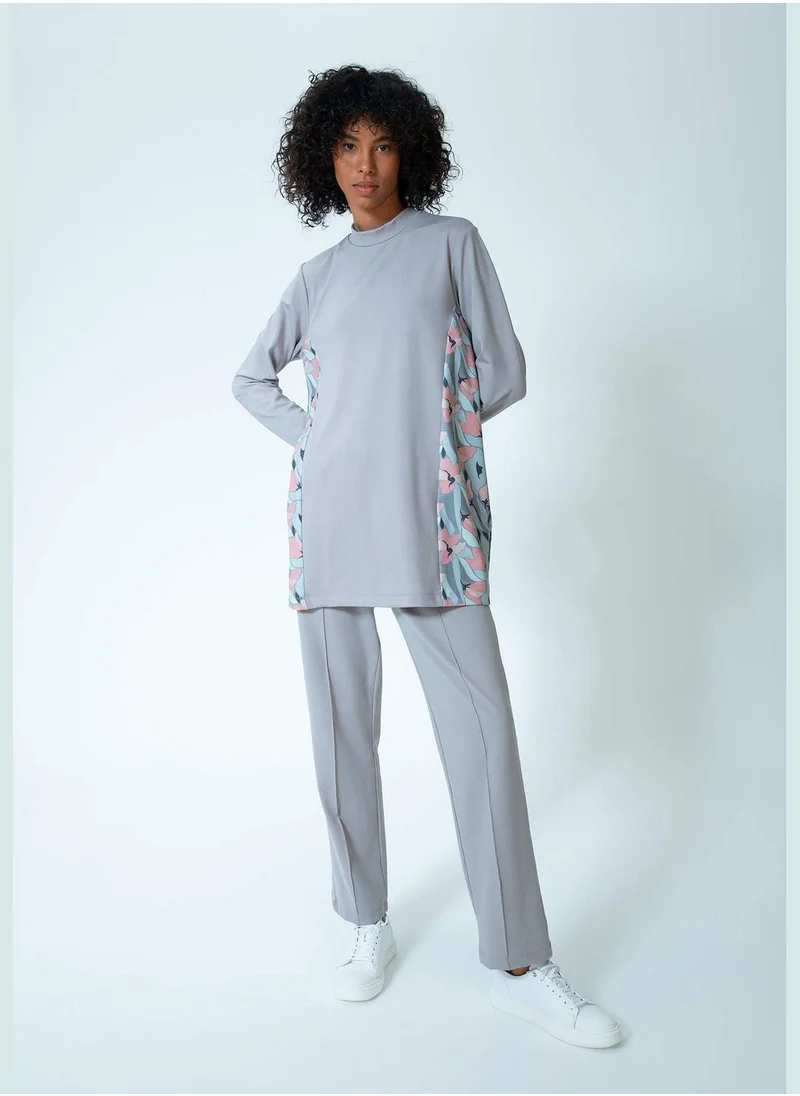 ديفاكتو Regular Fit Half Turtleneck Long Sleeve Printed Tunic