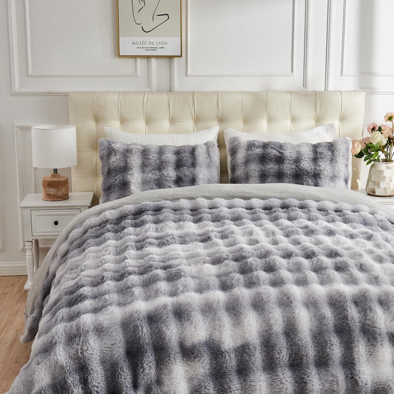 Lotus Karen Lotus Karen Fluffy Comforter Cover Set-Rabbit Fluff Faux Fur Duvet Cover King Size Gray White Plush Fuzzy Furry Bedding Sets 3Pieces(1 Duvet Cover & 2 Pillow Shams) Zipper Closure  - Image 4