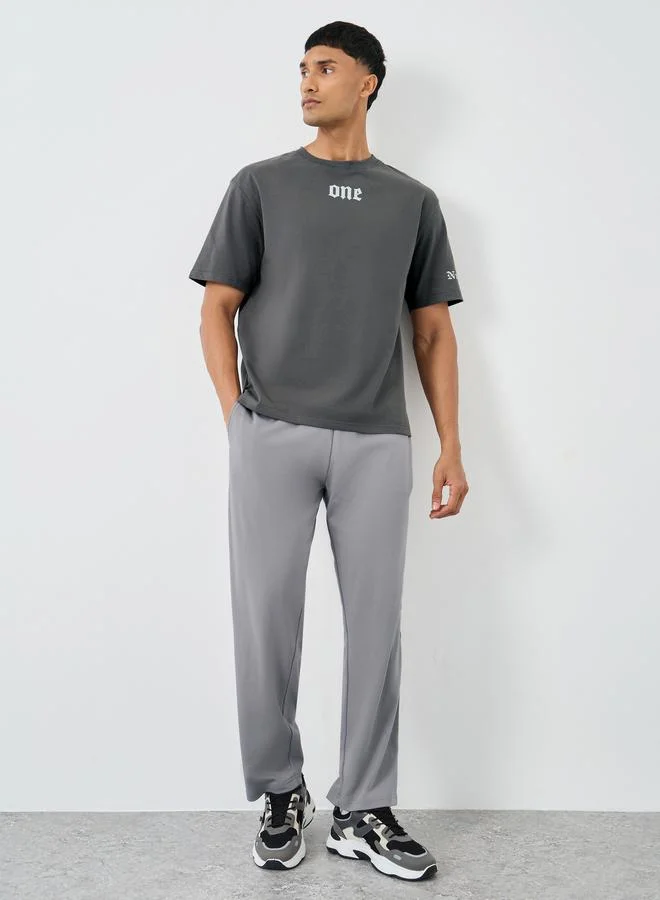 ستايلي تيشيرت أوفر سايز بياقة دائرية وطبعة ستايلي