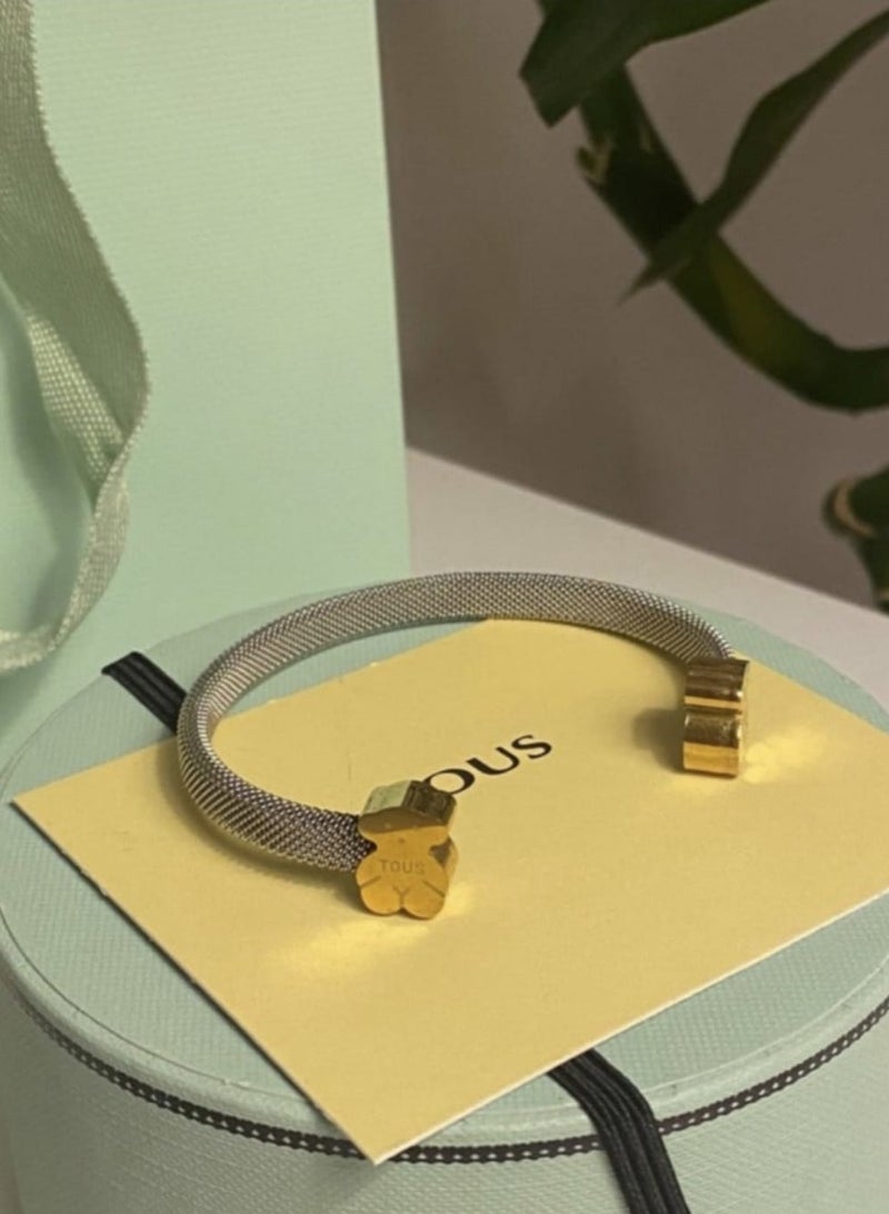 New and elegant women's bracelets