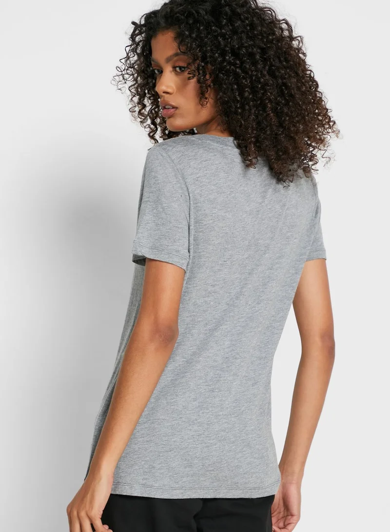 FOREVER 21 V-Neck T-Shirt