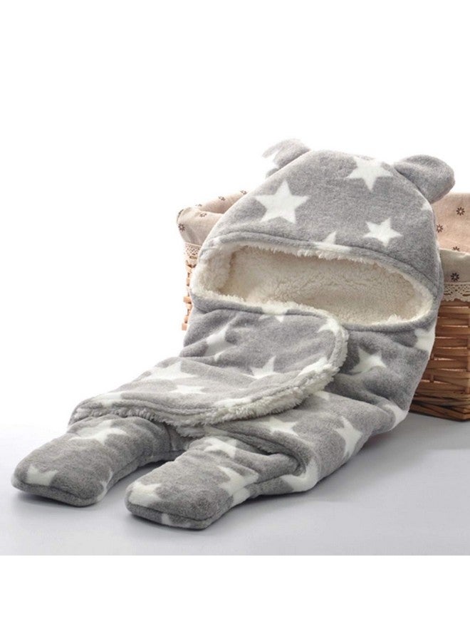 براندون مجموعة من بطانيات الأطفال حديثي الولادة من أغطية الأطفال فائقة النعومة وحقيبة نوم الأطفال للأولاد والبنات والأطفال الصغار (76 سم × 70 سم، من عمر 0 إلى 6 أشهر، صديقة للبشرة، من الصوف، رمادي نجوم، بيج) - Image 1