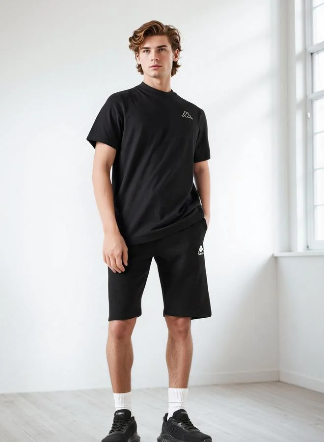 كابا شورت برباط وتفاصيل جيوب من كابا