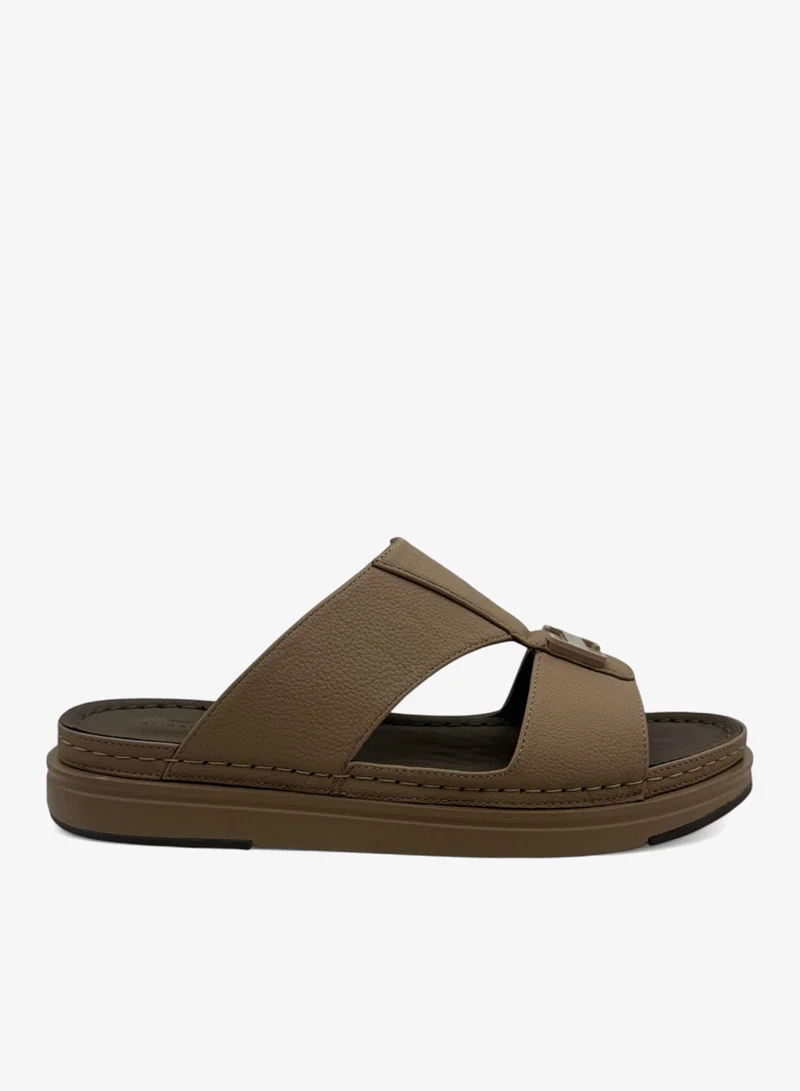 الهدف المشي المرموق