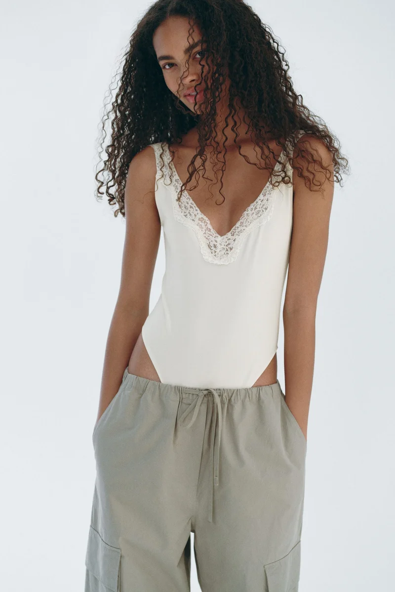 H&M Lace-trimmed jersey body