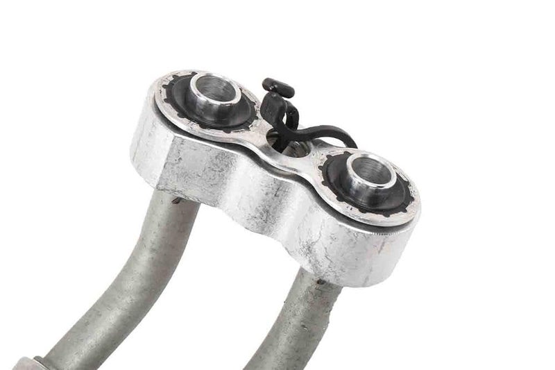 GM Genuine Parts 15194579 Engine Oil Cooler Inlet and Outlet Hose Kit with Clip, Connector, and Seal, Black - Image 2