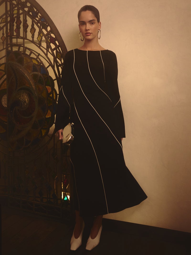 Lichi Fitted viscose midi dress with contrasting pattern - Image 1