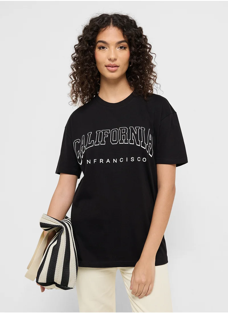 جينجر Crew Neck Varsity T-Shirt