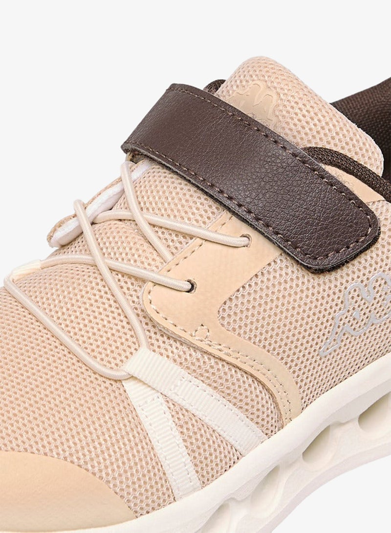 كابا حذاء رياضي للأولاد بتفاصيل شعار وإغلاق بشريط لاصق - Image 4