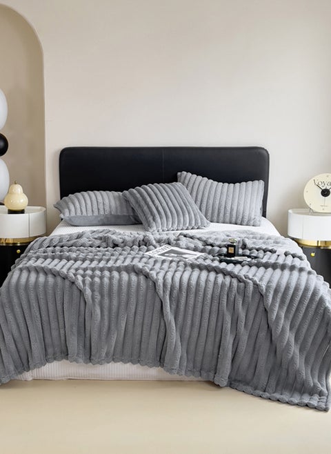 Light Luxury Short-Pile Rabbit Fur Thickened Blanket, Suitable for Office Nap Blanket, Sofa Blanket 200*230CM(Pillowcase Not Included)