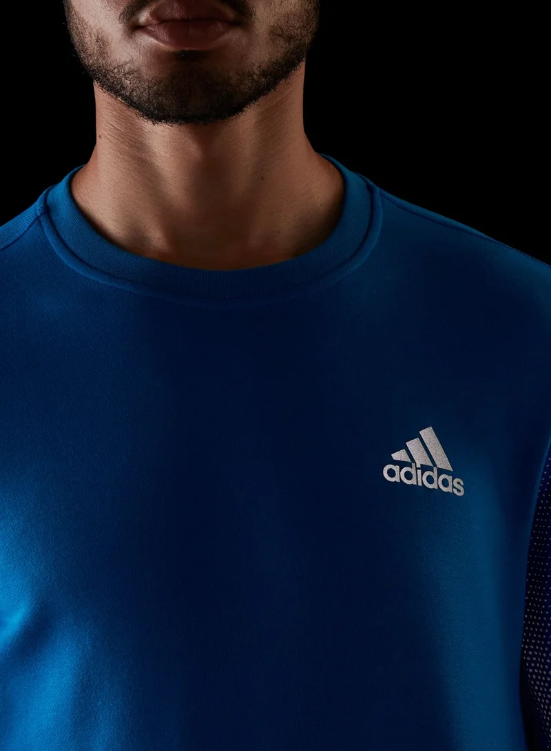 adidas سويت شيرت مزين بشعار الماركة