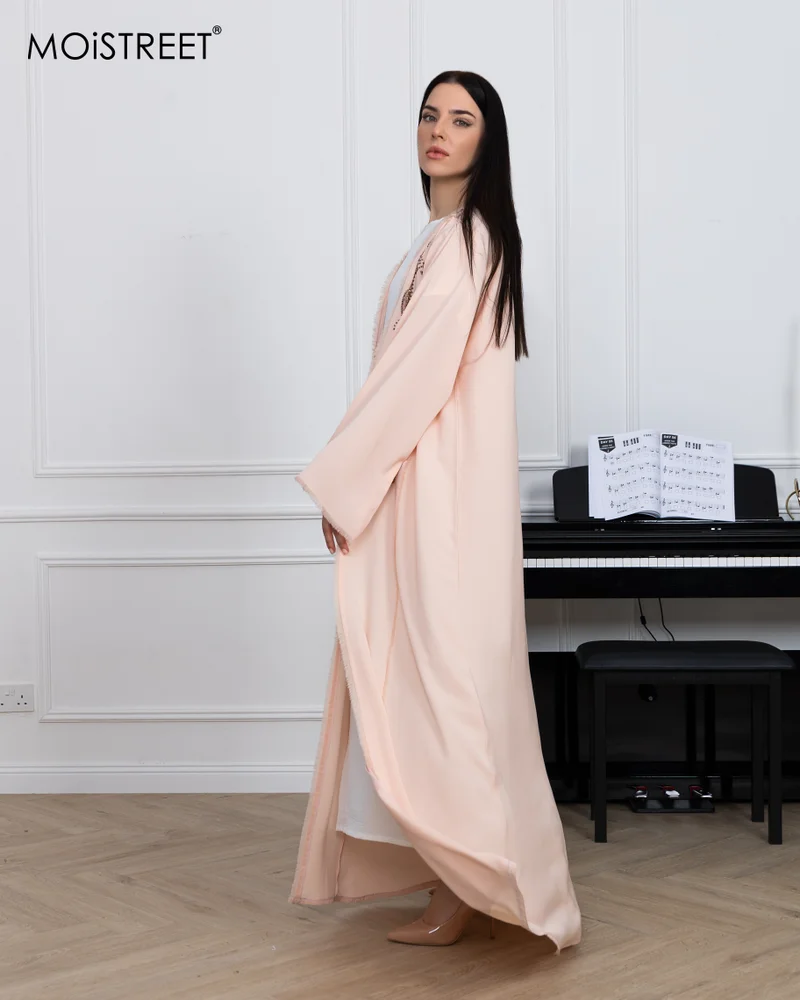 مويستريت عباية مويستريت نيدا