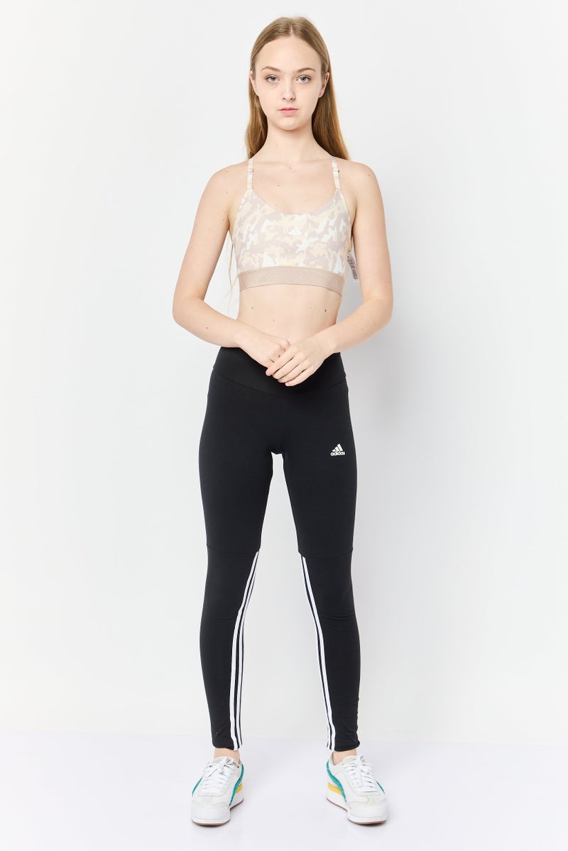 Adidas حمالة صدر رياضية مبطنة للنساء بتصميم تمويهي، متعددة الألوان - Image 2