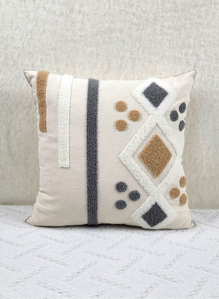 AL-HRAER One Piece Of Embroidered Cotton Cushion Cover with Bohemian Embroidered And Furry Patterns Soft And Elegant And Modern Feeling Without Filling - Image 2