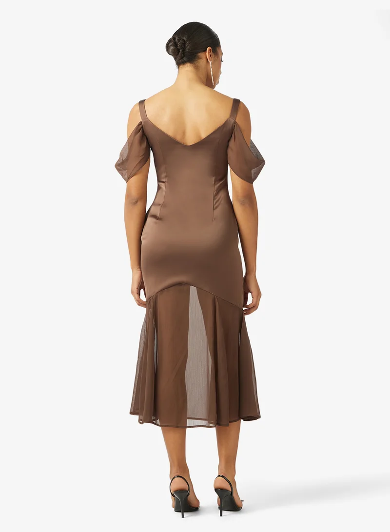 PRETTY LAVISH Amal Strappy Drop Sleeve Maxi Dress