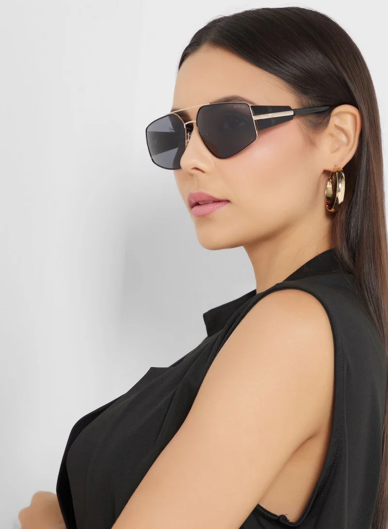 GUESS Square Cool Sunglasses
