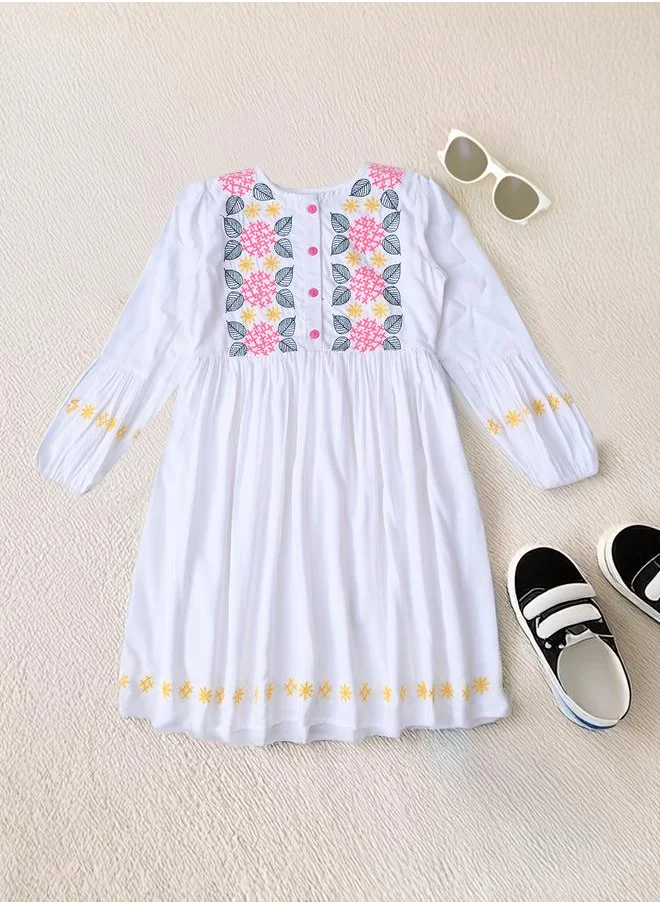 BELLA MODA Bella Moda Embroidered 3/4 Sleeves Cotton Dress with Button Front