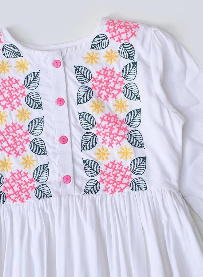 BELLA MODA Bella Moda Embroidered 3/4 Sleeves Cotton Dress with Button Front