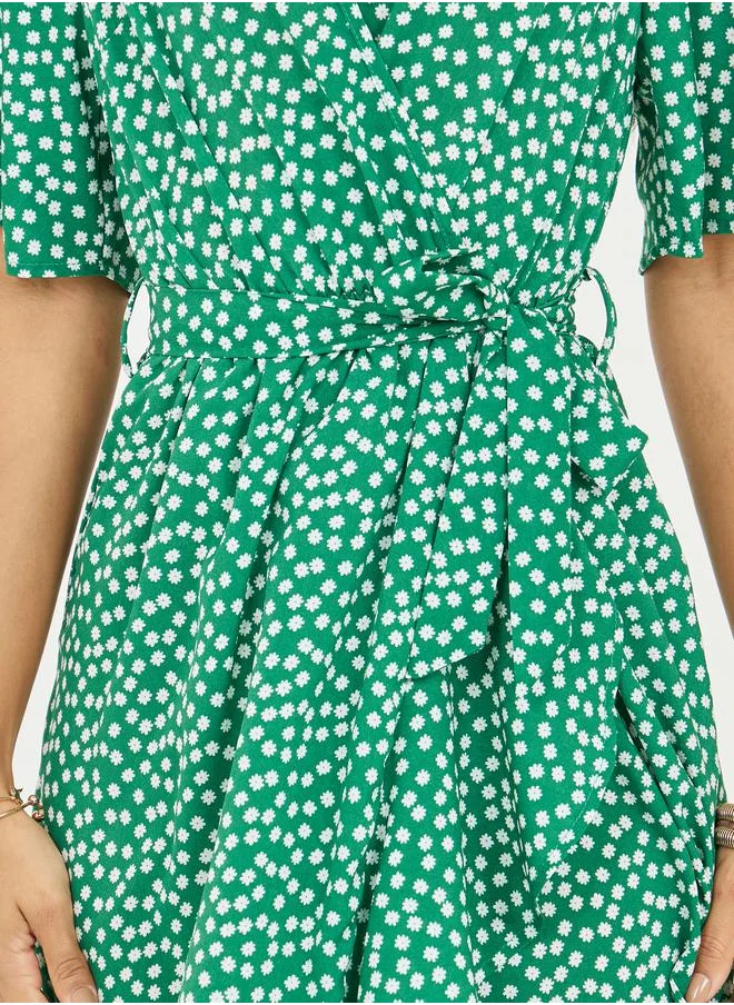 ستايلي Ditsy AOP Ruffle Hem Wrap Midi Dress