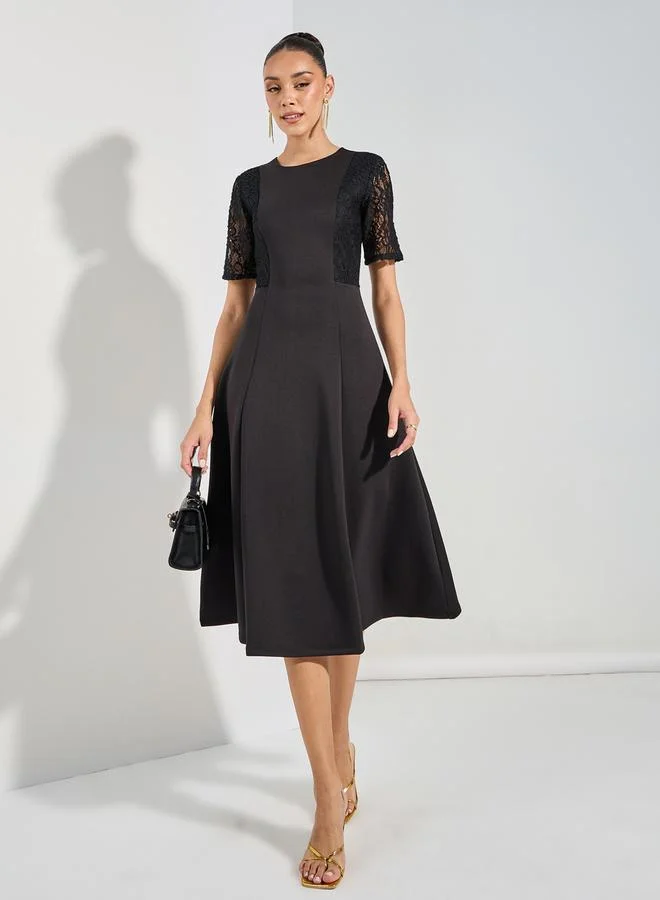 ستايلي Lace Insert Sleeve Flared Midi Dress