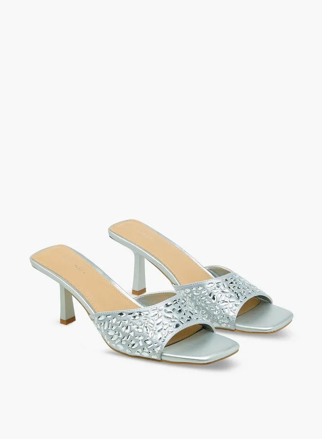 Women Embellished Flared Heel Sandals