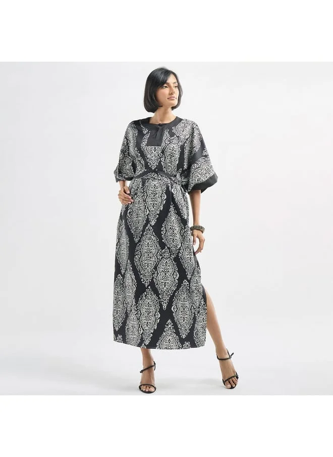 FAV All-Over Print Round Neck Kaftan Dress with Tie-Up Belt and Slit Detail