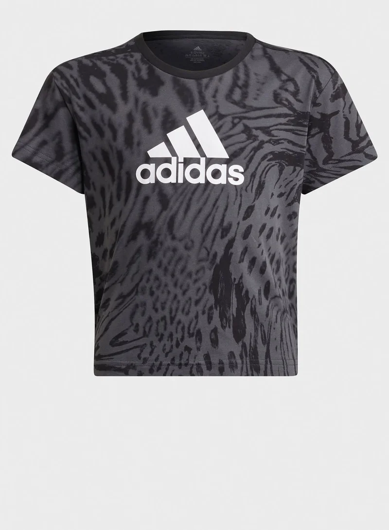 adidas تيشيرت رياضي شبابي