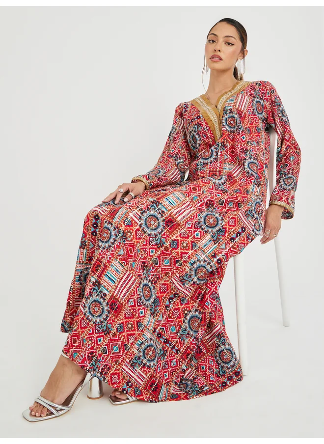 Maxim Creation Maxim Creation Haute Couture Abstract Print V Neck Jalabiya with Lace Detail