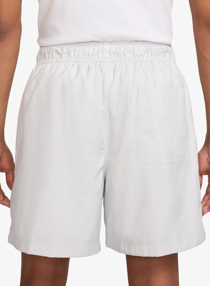 نايكي شورت كلوب فلو