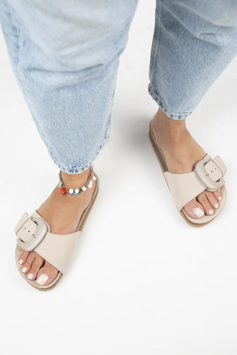 Manijero Manijero Alandra Genuine Leather Single Strap Beige Slippers