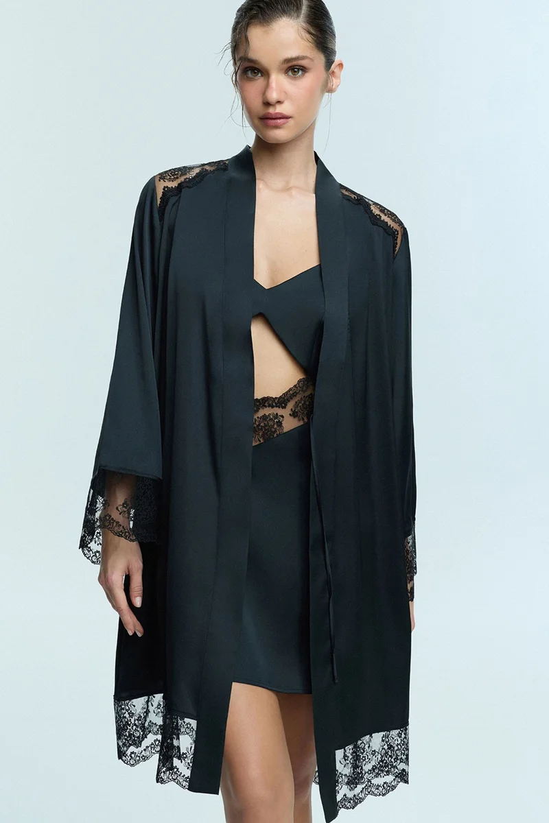 بنتي PENTI Ange Lace Long Sleeve Robe