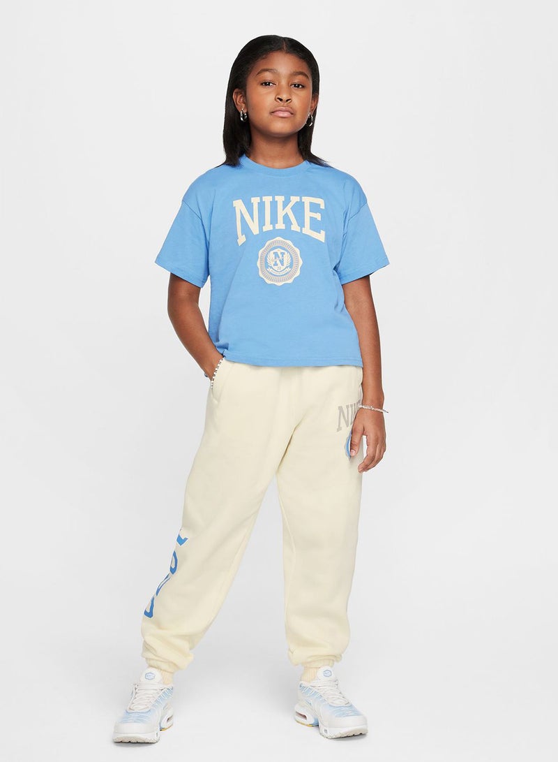 نايكي تيشيرت جرافيك بنجوم للشباب - Image 4