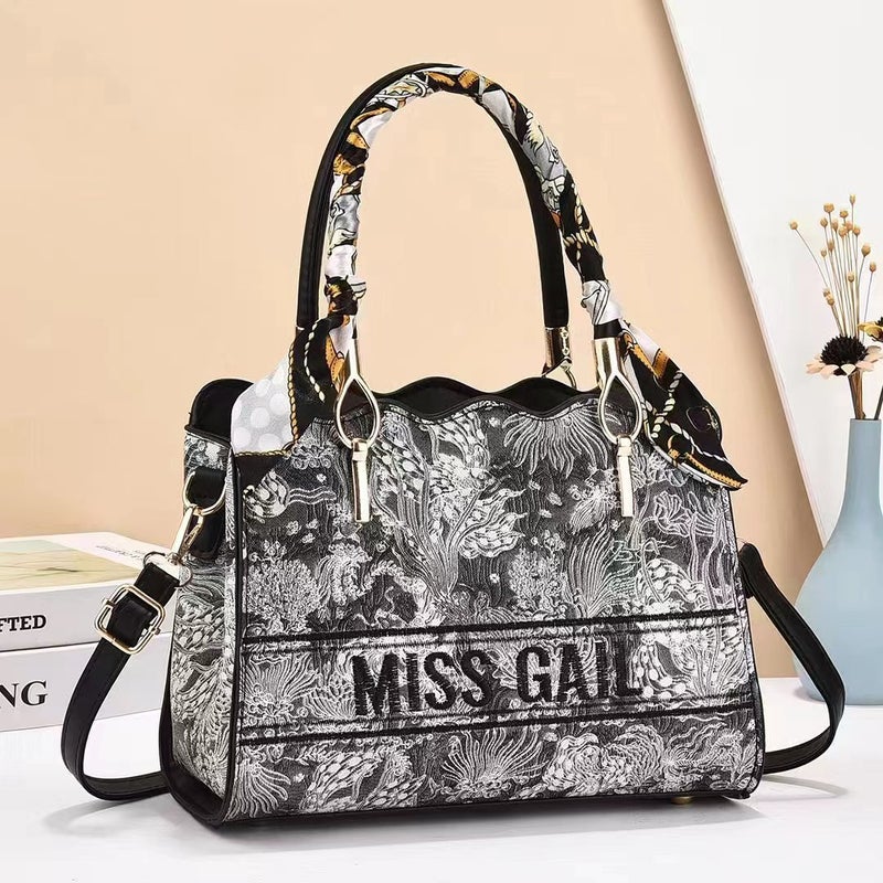 This Year'S Popular Pink Flowery Tote Bag 2023 New Women'S Bag High-End Sense Large-Capacity Shoulder Handbag - Image 1