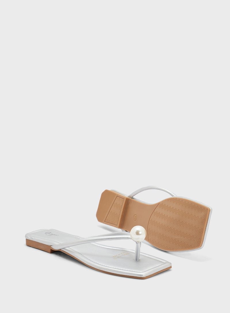 Ginger Thong Sandal With Pearl - Image 3