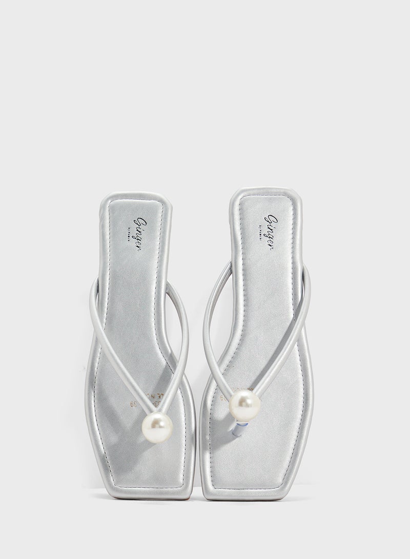 Ginger Thong Sandal With Pearl - Image 4