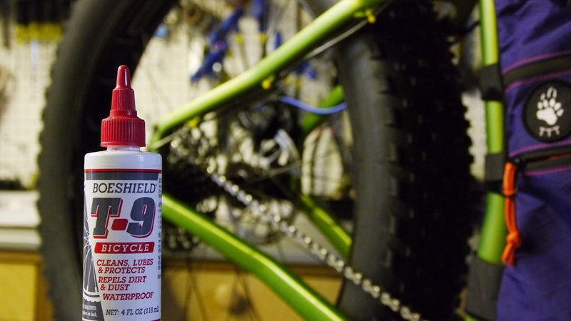 Boeshield T-9 Bicycle Chain Waterproof Lubricant and Rust Protection, 4 oz Liquid, Original Version (122183) , White - Image 4