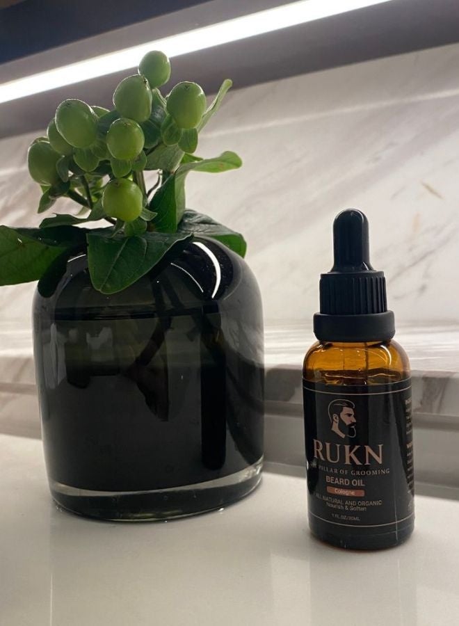 RUKN Beard Oil for Men with scent sandalwood – Nourishing & Moisturizing Beard Care, 30ml - Image 5