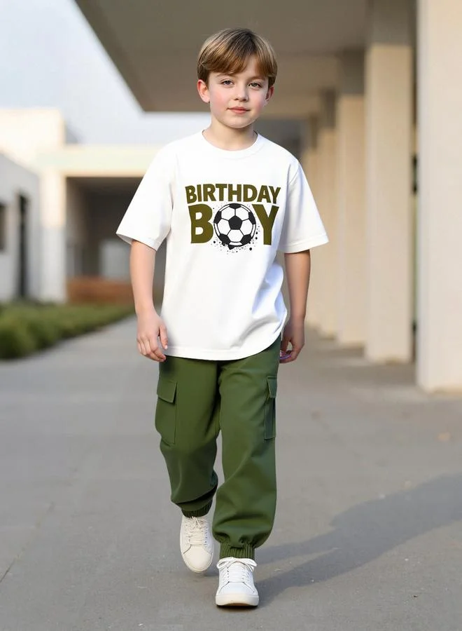 تايك تو طقم تيشيرت بطبعة عيد ميلاد مع جوغر كارجو